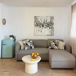 Apartment Modernes Zentrales Designer I Perfekt Fuer Arbeiten & Familien