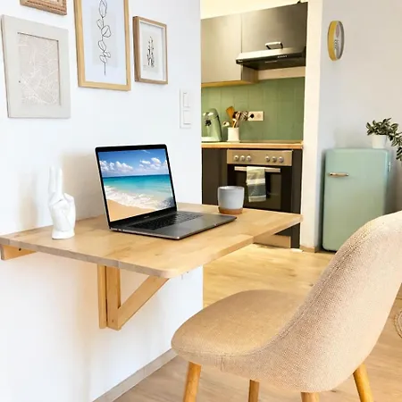Modernes Zentrales Designer I Perfekt Fuer Arbeiten & Familien *