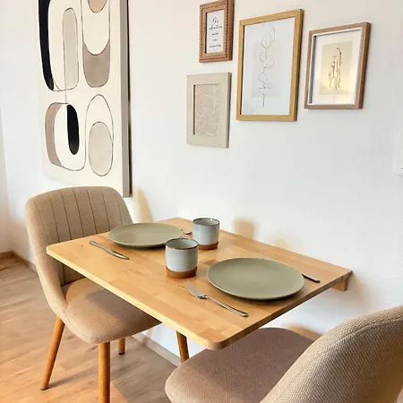 Modernes Zentrales Designer I Perfekt Fuer Arbeiten & Familien Graben-Neudorf