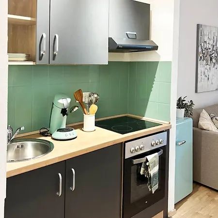 Modernes Zentrales Designer I Perfekt Fuer Arbeiten & Familien