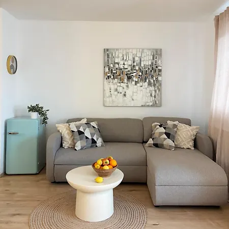 Lejlighed Modernes Zentrales Designer I Perfekt Fuer Arbeiten & Familien